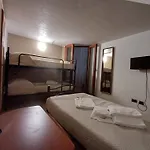 Town Hostel Neapol